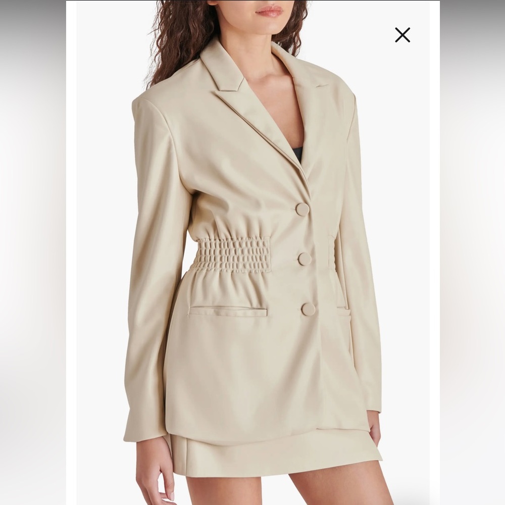 Steve Madden Women’s Frida Smock Waist Faux Leather Blazer - Picture 7 of 7